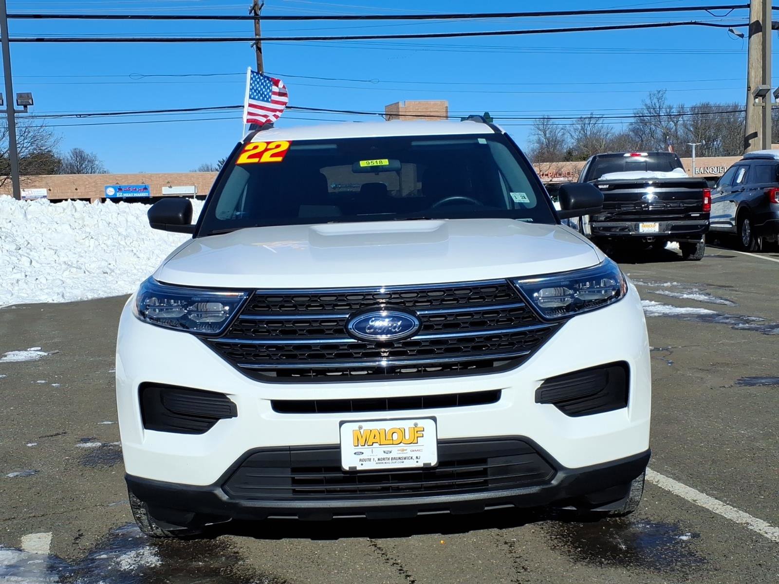 Certified 2022 Ford Explorer XLT image 2