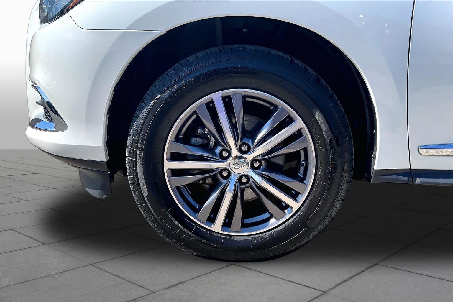 Used 2019 INFINITI QX60 Pure FWD image 11