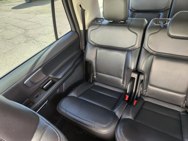Certified 2025 Ford Expedition Max Platinum AWD/4WD image 16