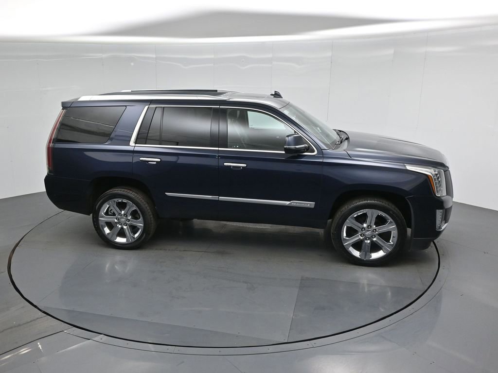 Used 2020 Cadillac Escalade Platinum image 11