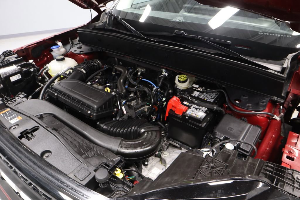 Certified 2025 Ford Bronco Sport Outer Banks w/ Outer Banks Tech Package+ AWD/4WD image 14