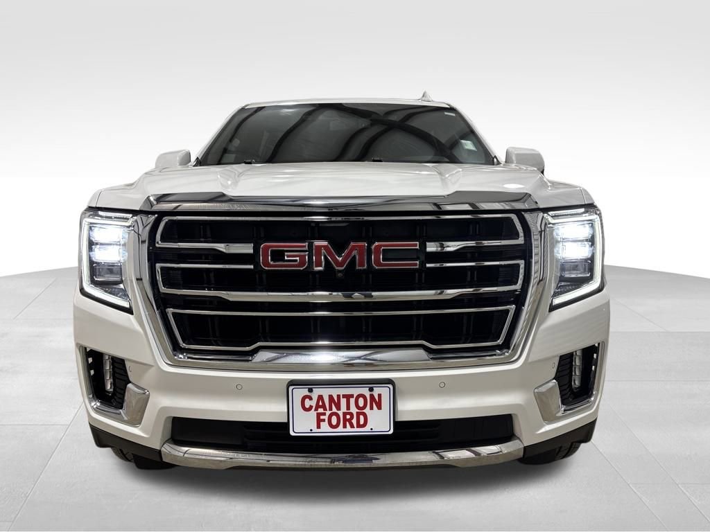 Used 2022 GMC Yukon XL SLT w/ SLT Luxury Package image 8