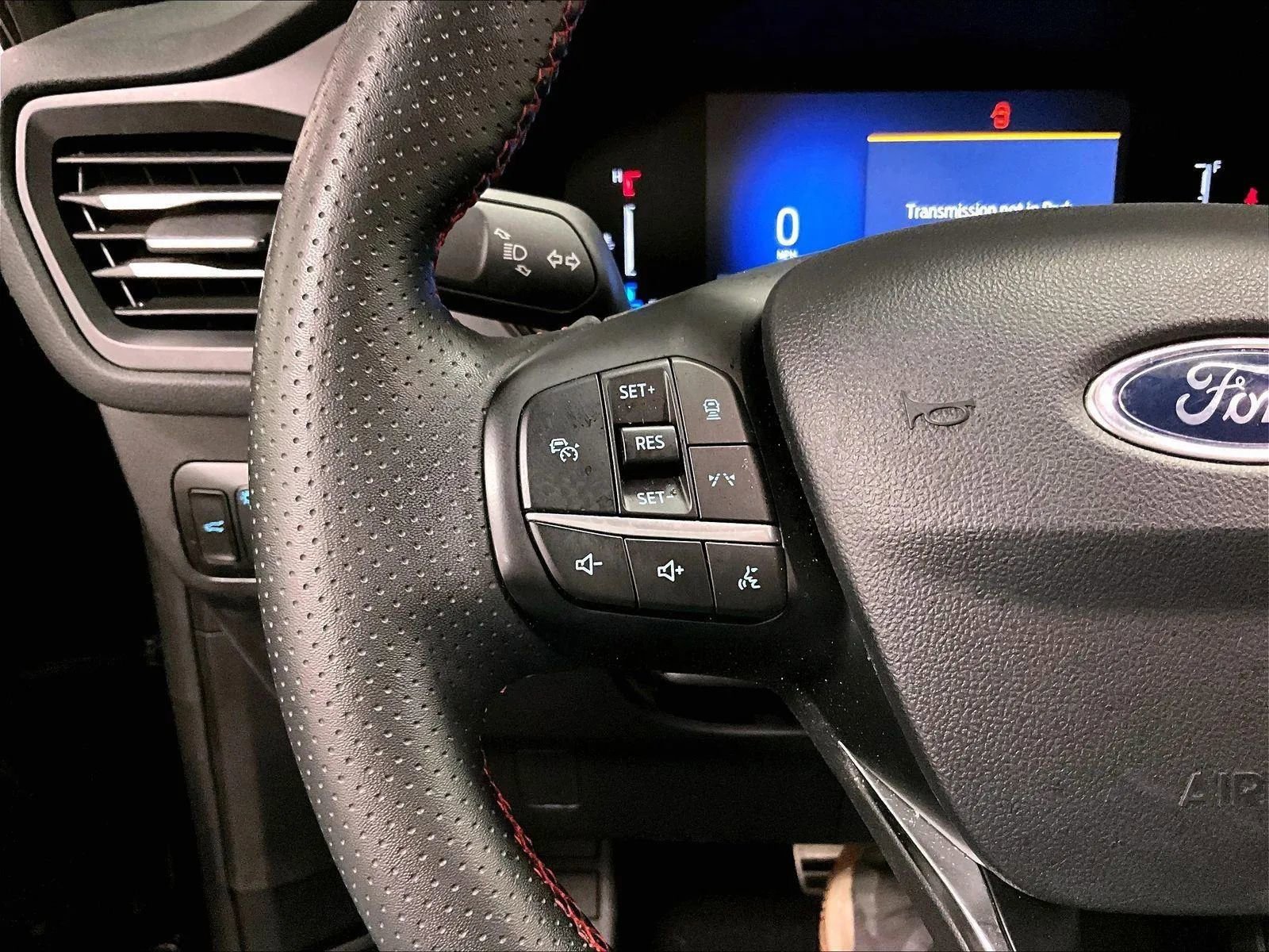 Certified 2023 Ford Escape ST-Line w/ Tech Pack #1 image 17