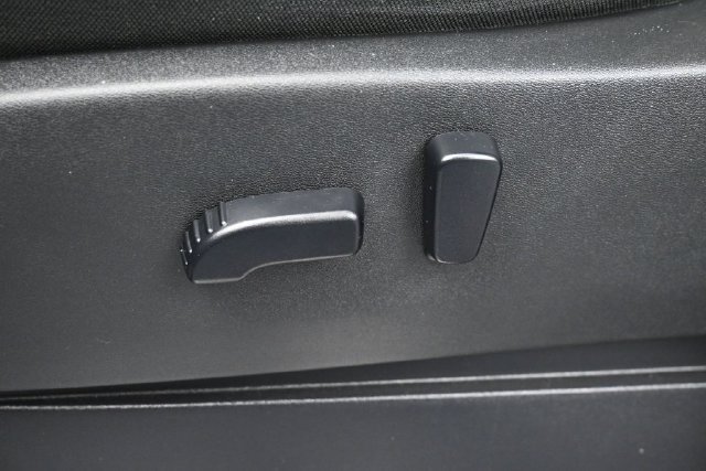 Used 2023 Nissan Frontier PRO-4X w/ Pro Convenience Package AWD/4WD image 12