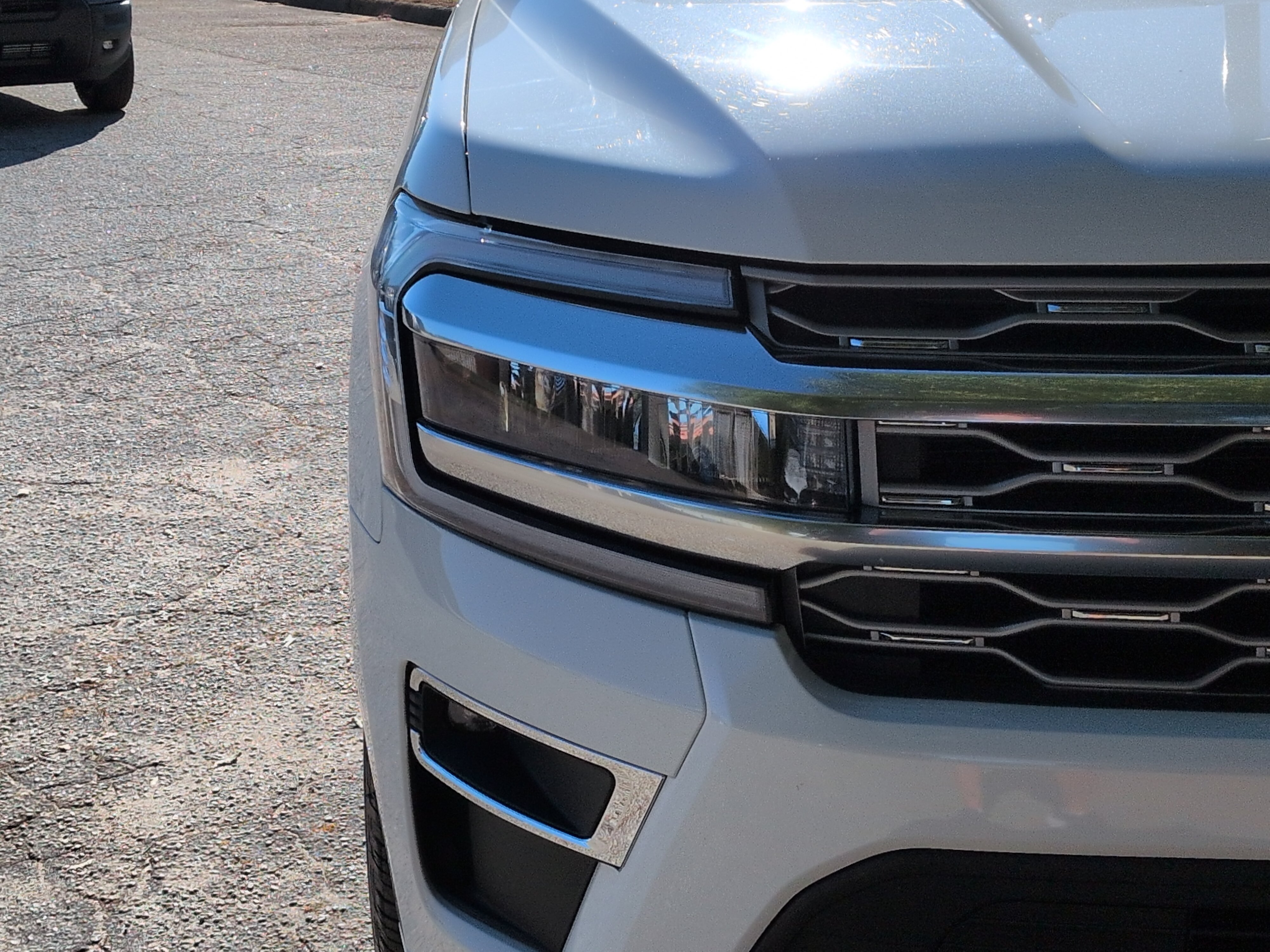 Certified 2022 Ford Expedition Max Platinum AWD/4WD image 8