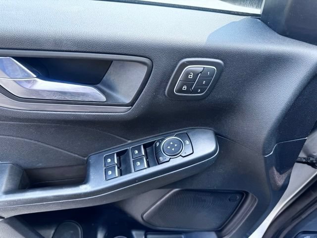 Certified 2022 Ford Escape Titanium w/ Class II Trailer Tow Package AWD/4WD image 34