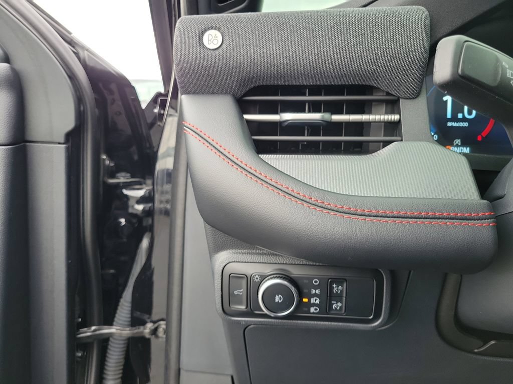 Certified 2025 Ford Explorer ST AWD/4WD image 22