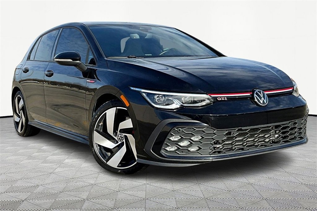 Used 2023 Volkswagen GTI SE image 5