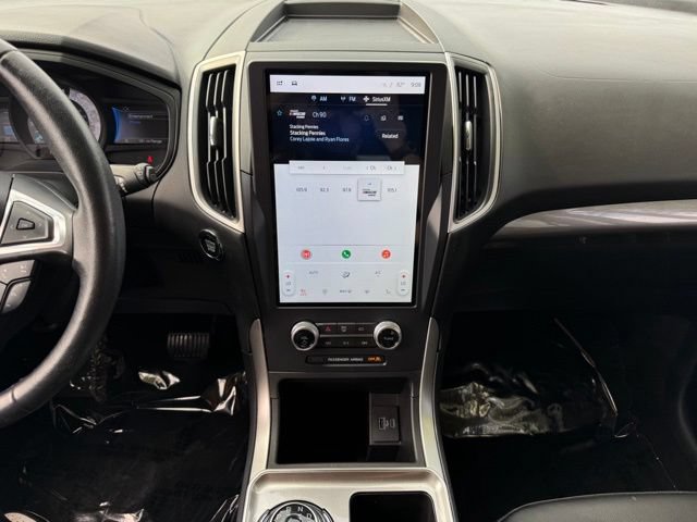 Certified 2023 Ford Edge SEL w/ Convenience Package AWD/4WD image 2