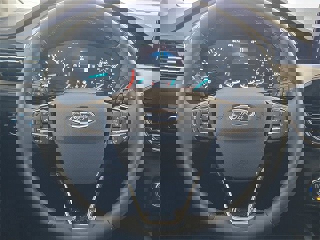 Certified 2022 Ford Escape SEL image 32