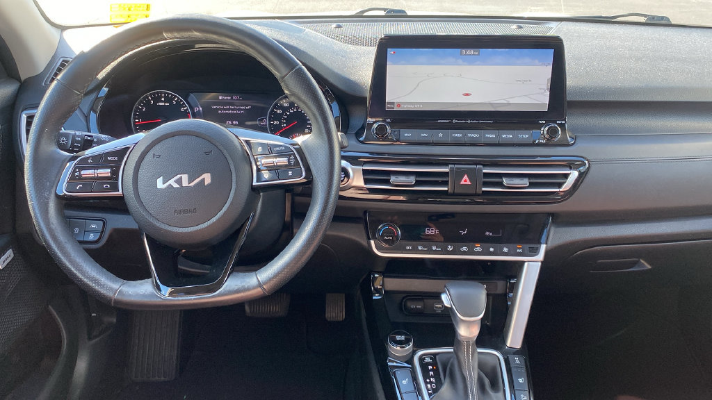 Used 2022 Kia Seltos SX w/ Sunroof Package AWD/4WD image 21