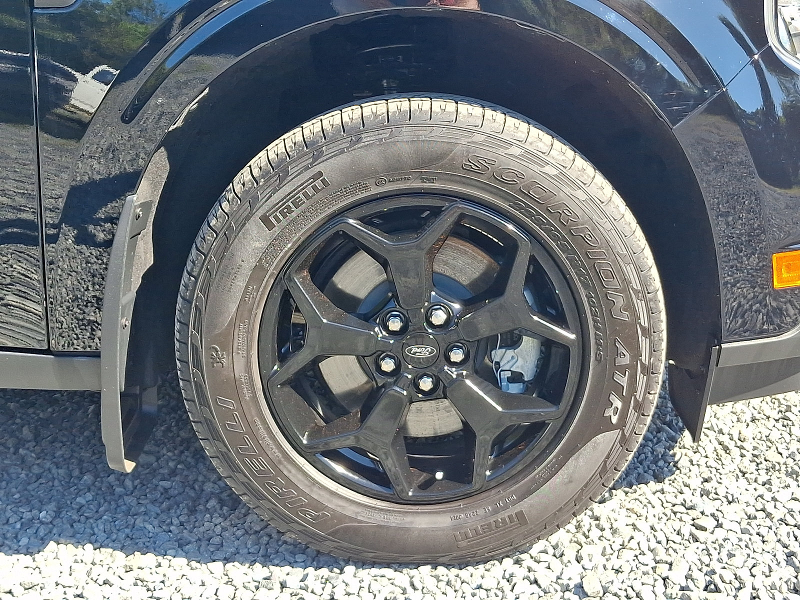 Certified 2024 Ford Maverick Lariat w/ FX4 Off-Road Package AWD/4WD image 9