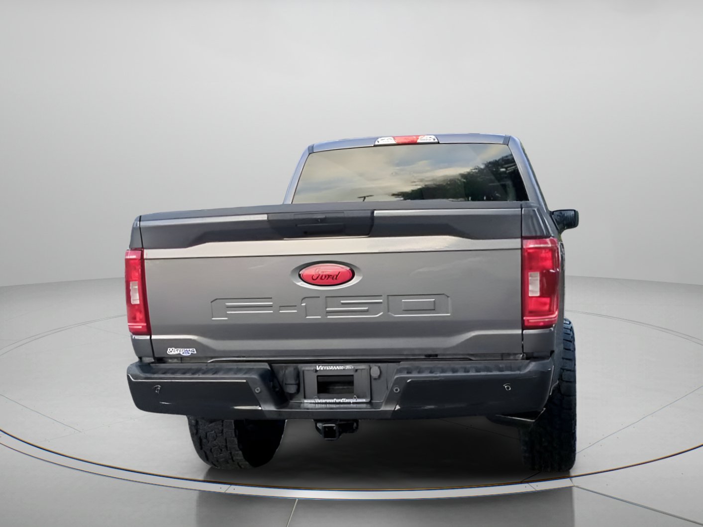 Certified 2023 Ford F150 XLT w/ Bed Utility Package AWD/4WD image 25