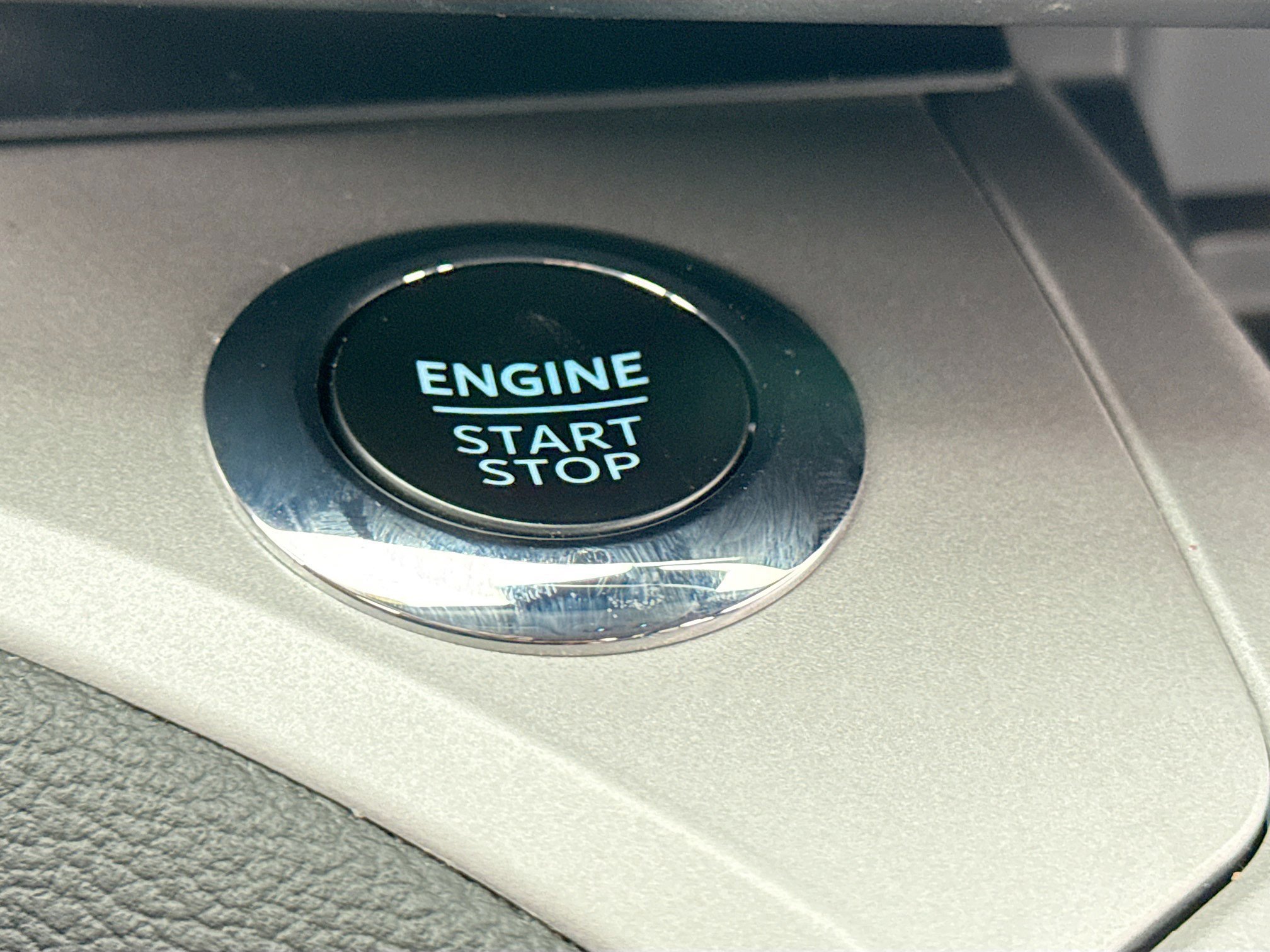 Certified 2023 Ford Explorer XLT w/ Equipment Group 202A image 12