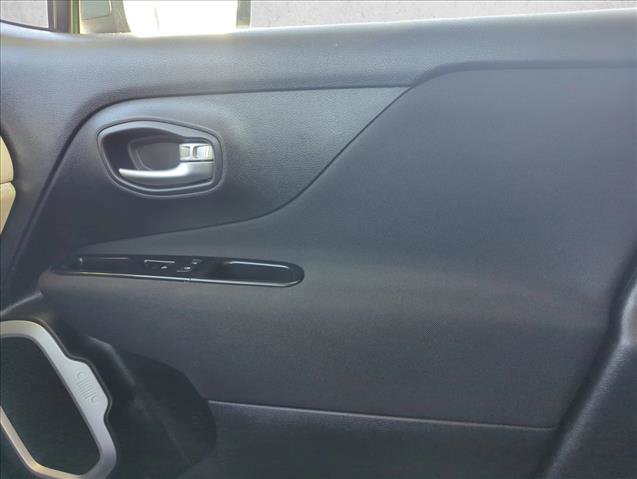 Used 2020 Jeep Renegade Sport FWD image 23