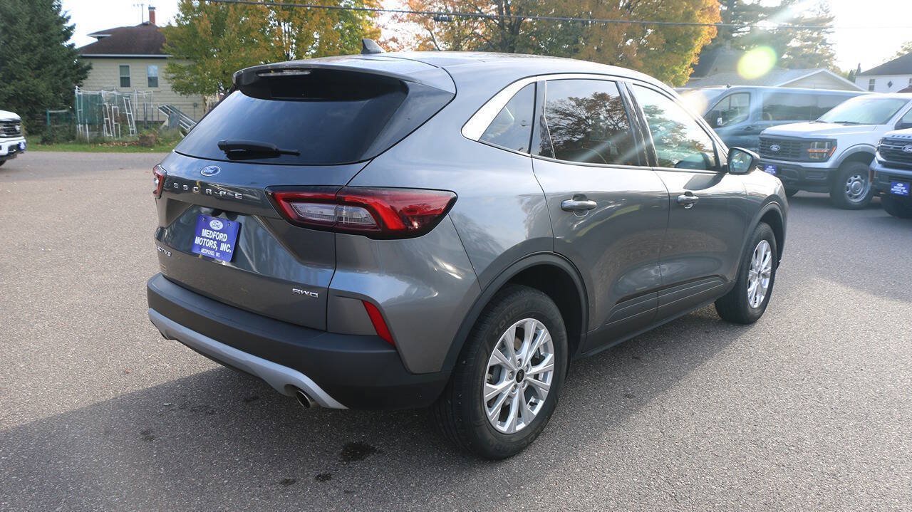 Certified 2024 Ford Escape Active AWD/4WD image 5