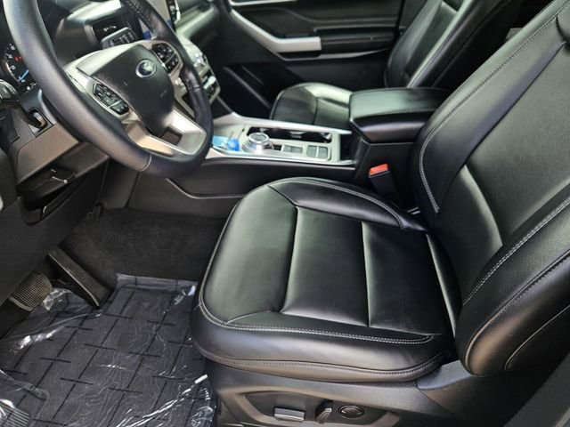 Certified 2023 Ford Explorer XLT w/ Equipment Group 202A image 36
