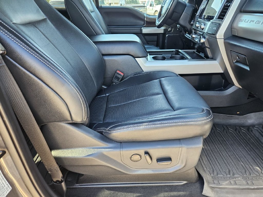Certified 2022 Ford F450 Lariat w/ Lariat Ultimate Package AWD/4WD image 12