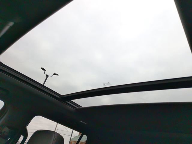 Used 2023 Chevrolet Tahoe RST image 30