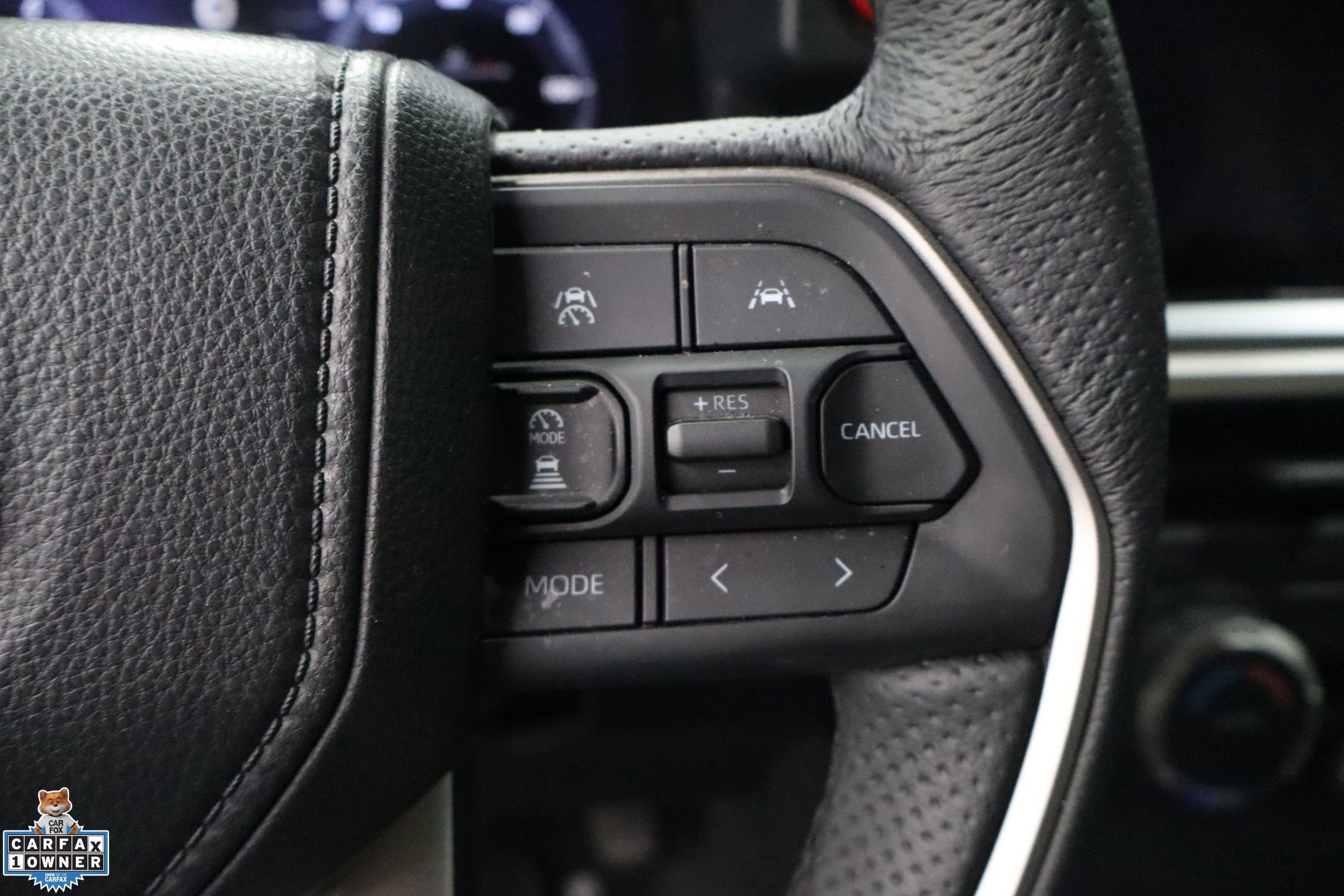 Used 2025 Toyota Tacoma TRD Off-Road AWD/4WD image 18