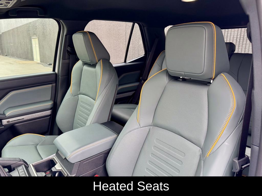 Used 2025 Toyota 4Runner Trailhunter image 9