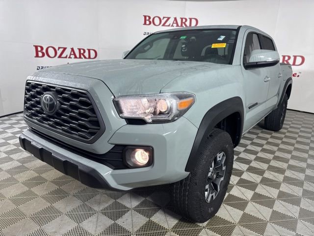 Used 2022 Toyota Tacoma TRD Off-Road image 4