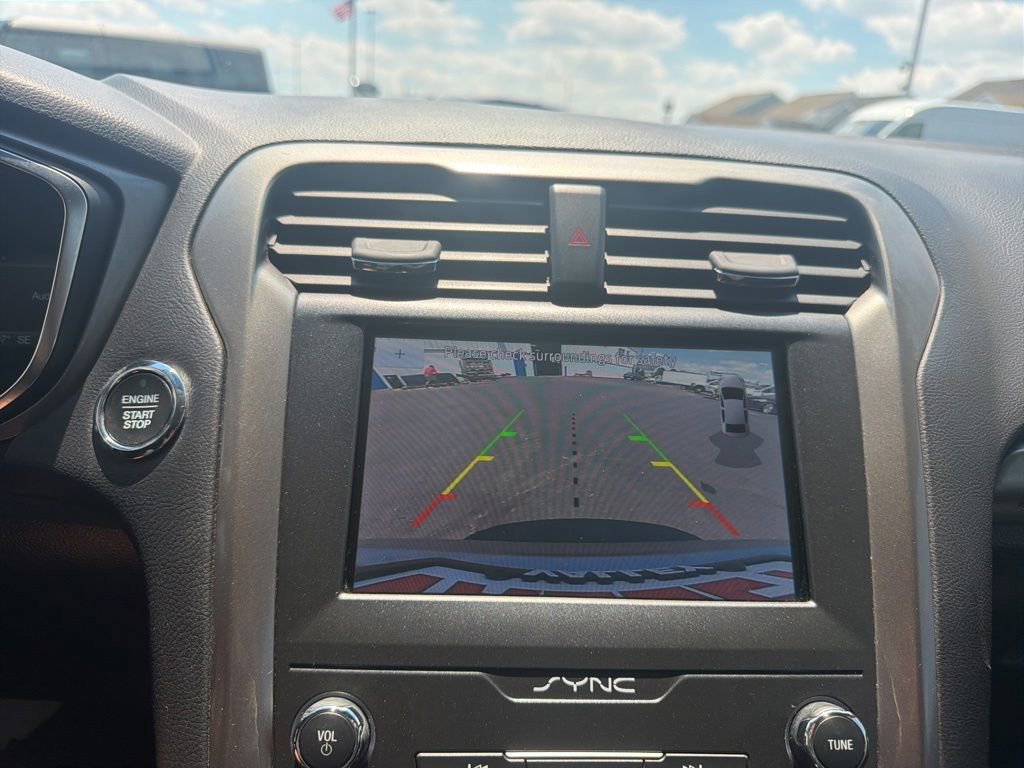 Certified 2020 Ford Fusion SE FWD image 28