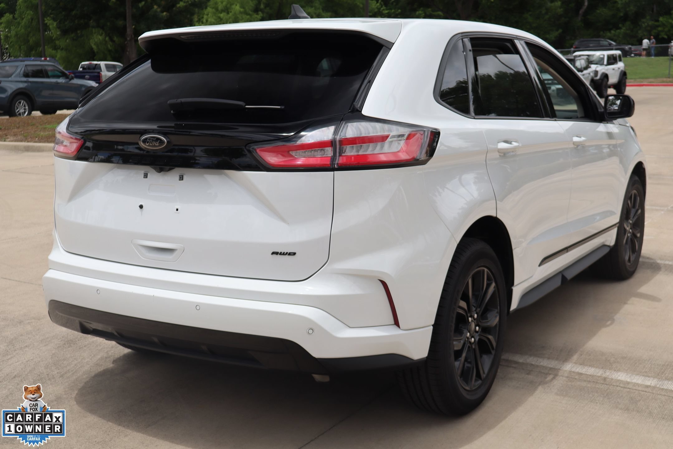Certified 2024 Ford Edge SE w/ Black Appearance Package AWD/4WD image 3