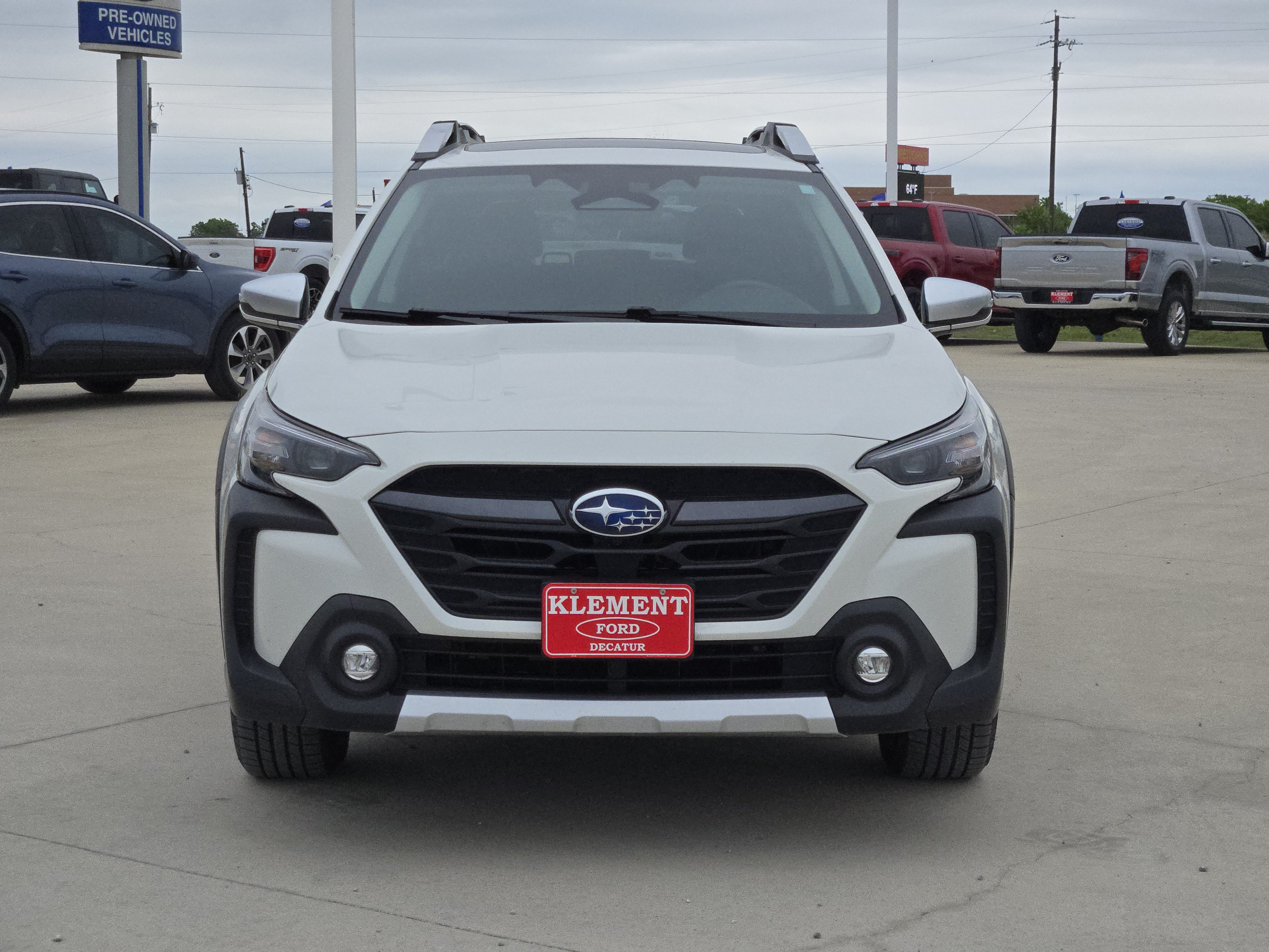 Used 2024 Subaru Outback Touring AWD/4WD image 2