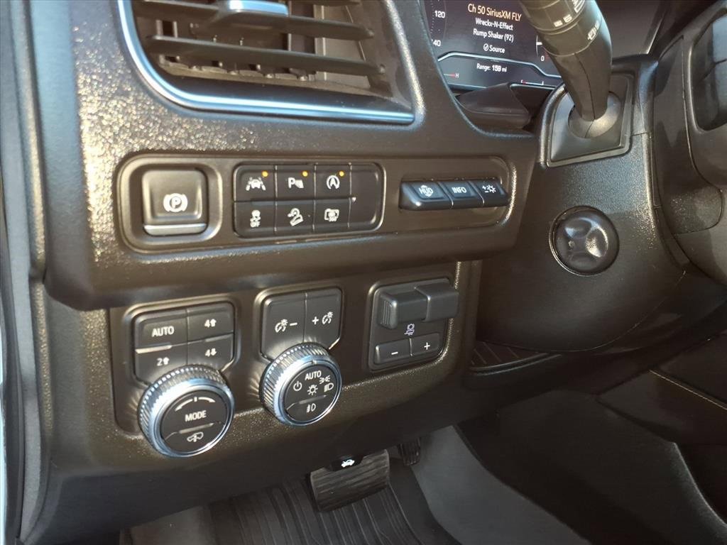 Used 2024 GMC Yukon AT4 w/ AT4 Premium Plus Package image 21