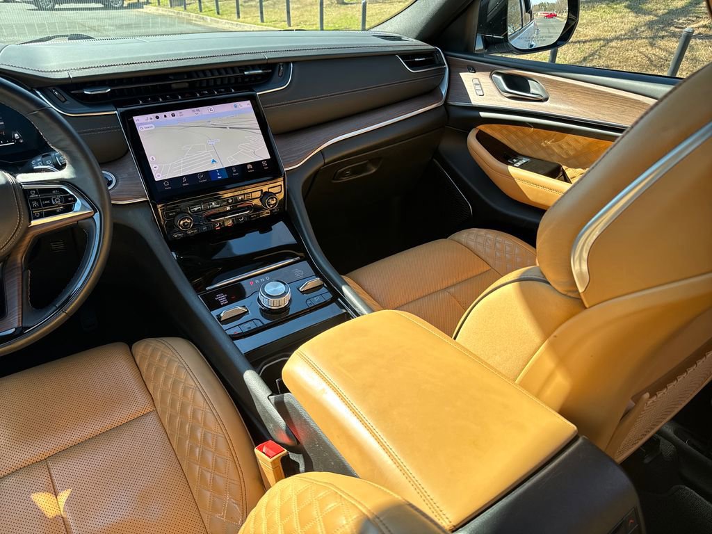 Used 2022 Jeep Grand Cherokee Summit w/ Adv Protech Group IV image 31