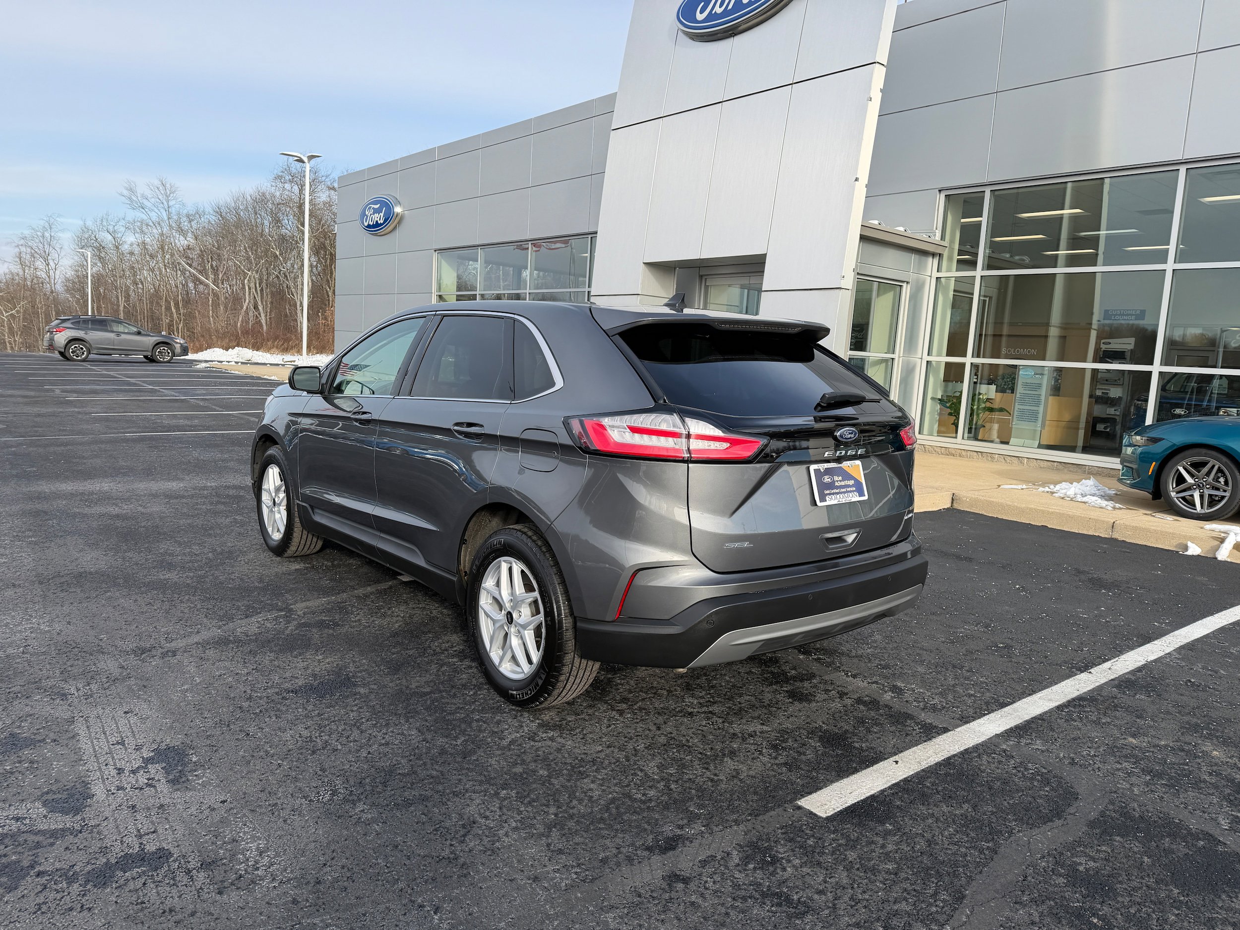 Certified 2024 Ford Edge SEL w/ Convenience Package AWD/4WD image 7
