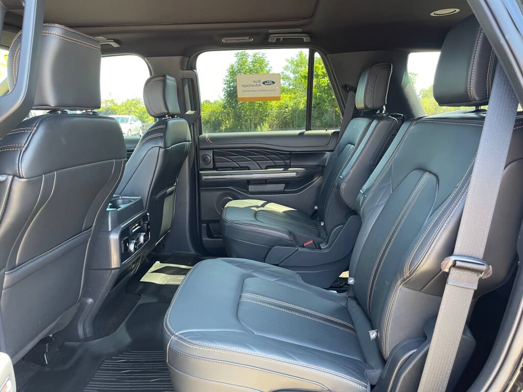 Certified 2023 Ford Expedition Platinum AWD/4WD image 24