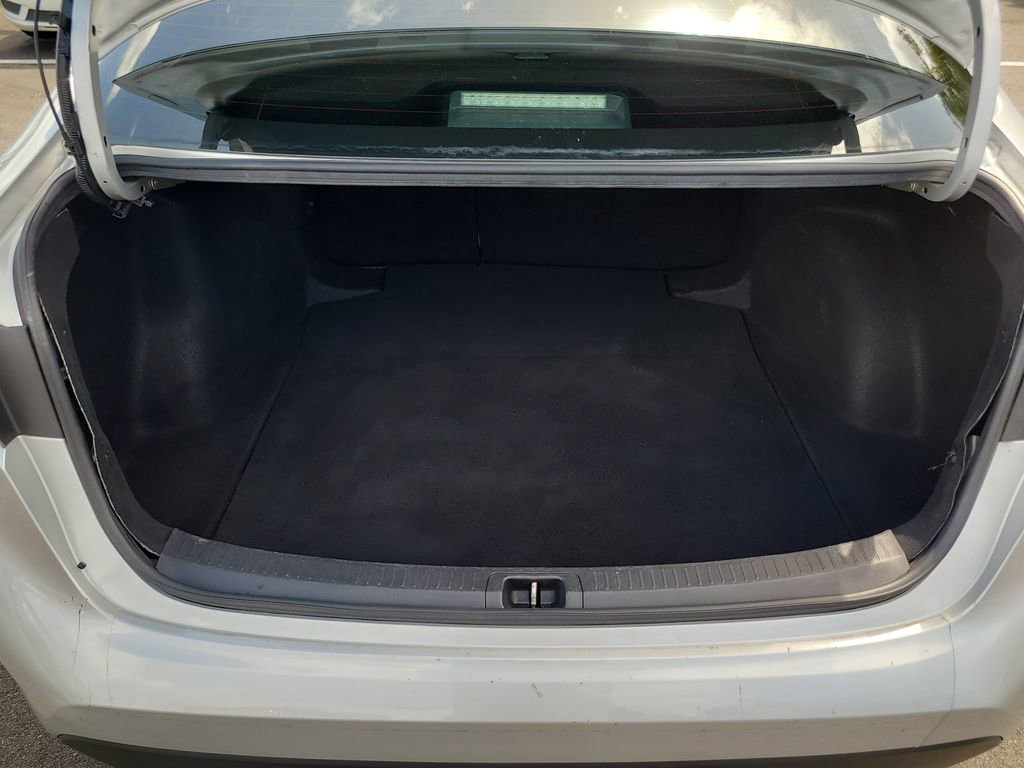 Used 2021 Toyota Corolla LE FWD image 8