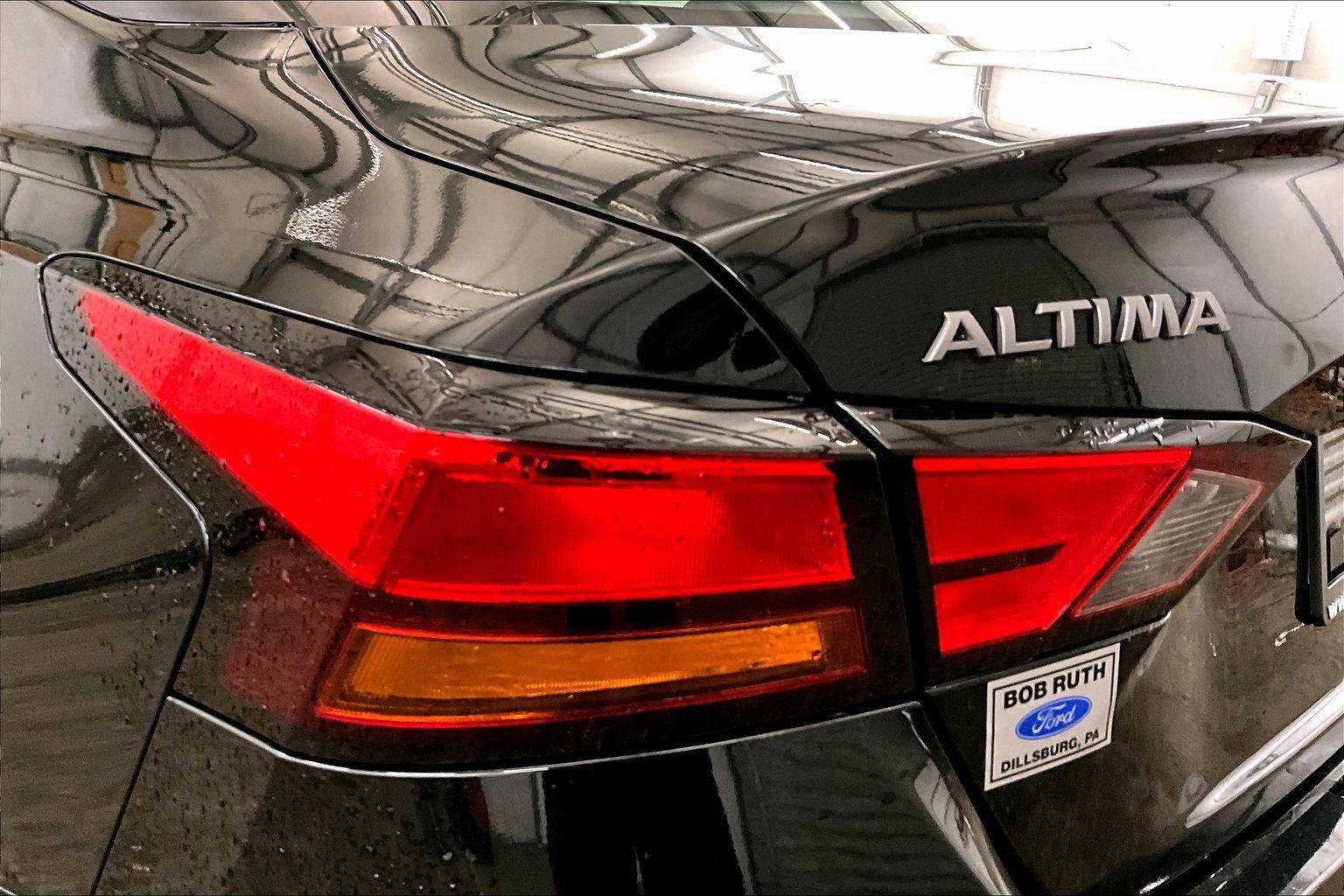 Used 2024 Nissan Altima 2.5 SV image 28