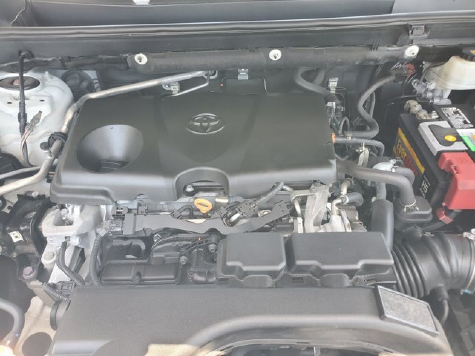 Used 2020 Toyota RAV4 LE FWD image 34