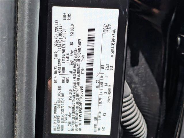 Certified 2023 Ford F150 Raptor w/ Raptor Carbon Fiber Package image 27