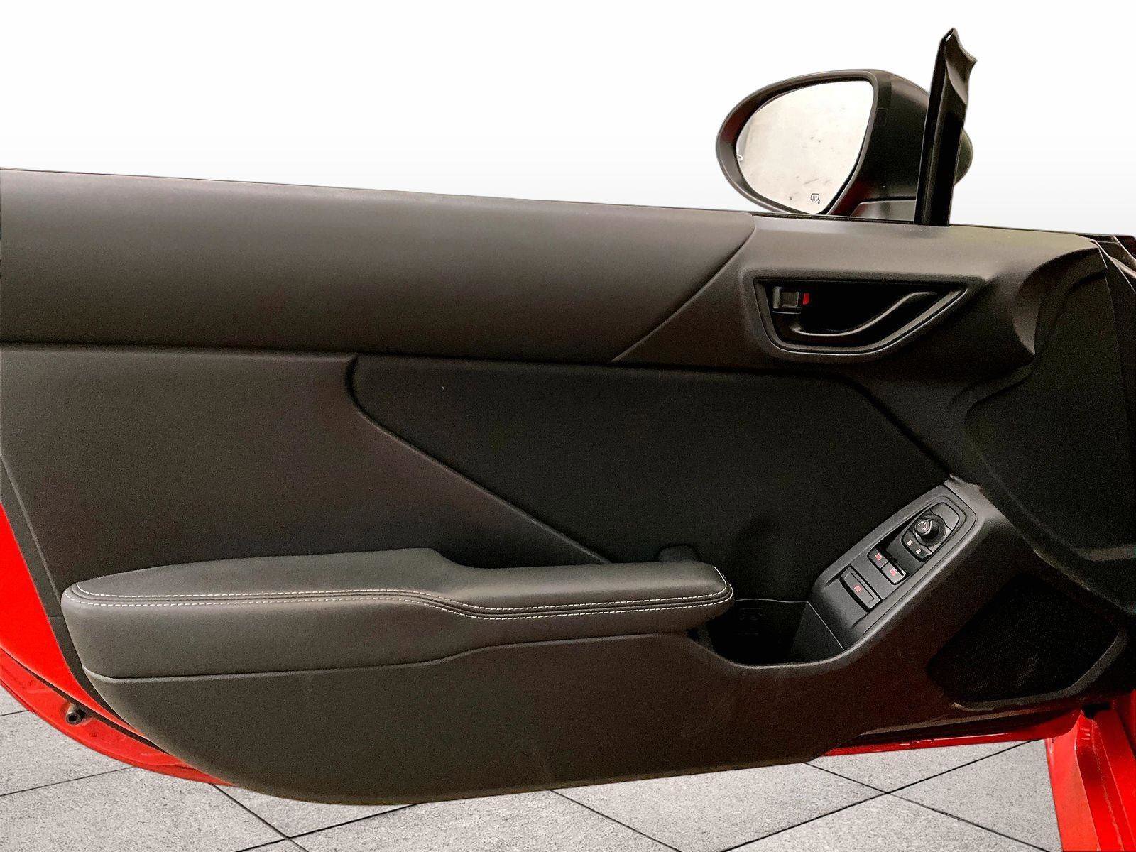 Used 2023 Toyota GR86 w/ ALL Weather Mat Package (TMS) RWD image 22
