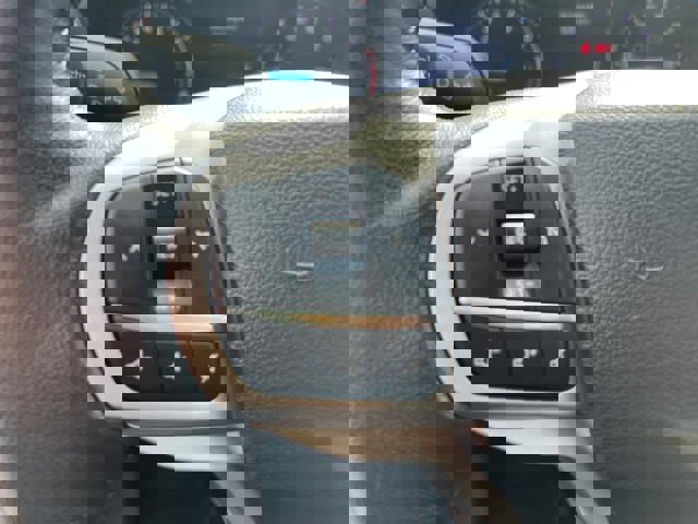 Certified 2022 Ford Explorer XLT w/ Equipment Group 202A image 15