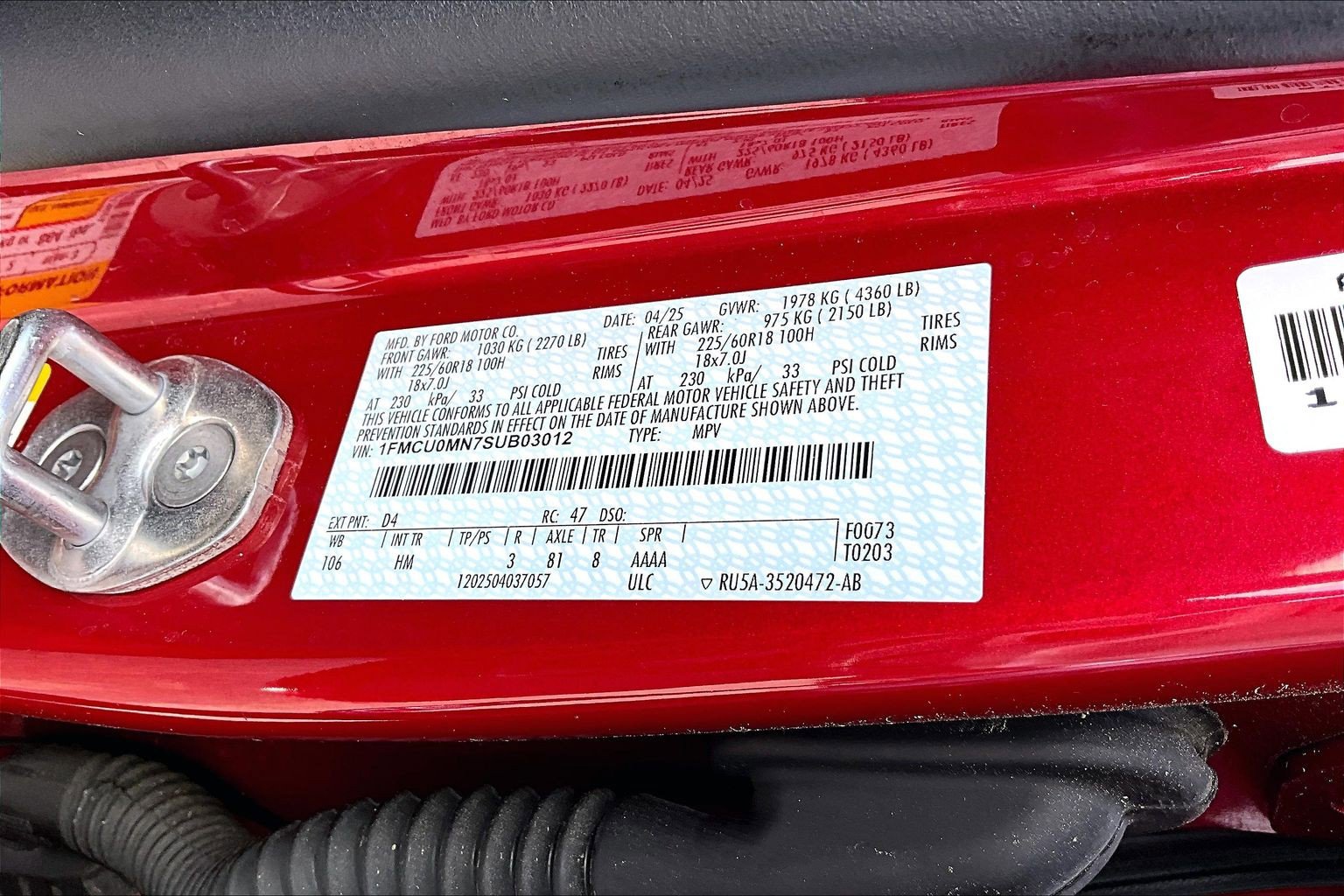 Certified 2025 Ford Escape ST-Line FWD image 35