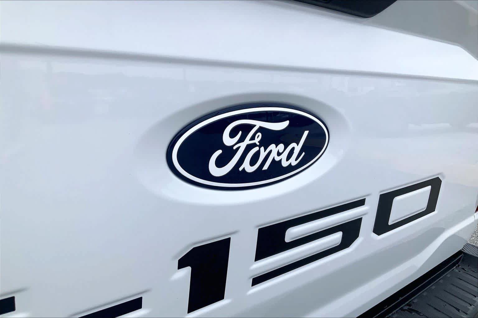 Certified 2024 Ford F150 STX w/ Equipment Group 201A FX4 AWD/4WD image 29