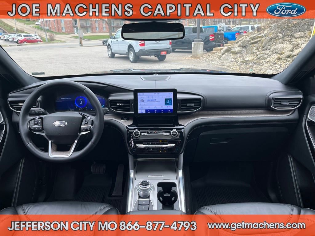 Certified 2023 Ford Explorer Platinum w/ Equipment Group 601A image 13