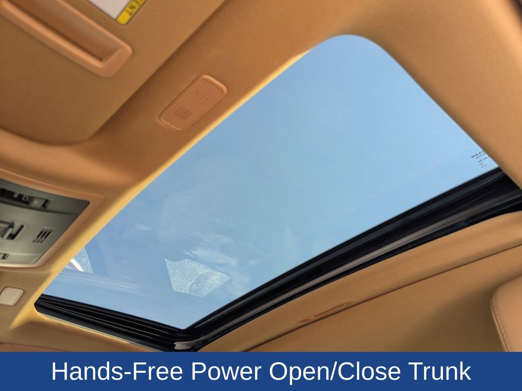 Used 2022 Lexus ES 300h w/ Premium Package FWD image 16