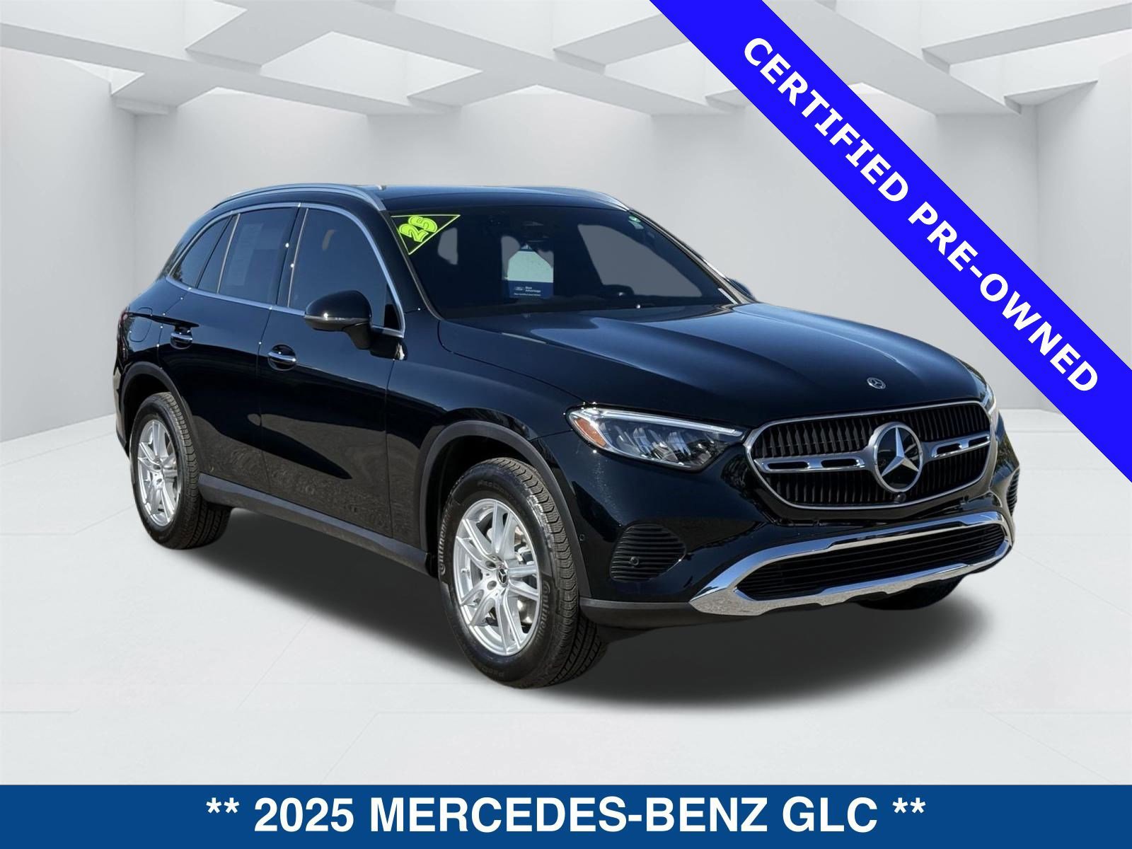 Used 2025 Mercedes-Benz GLC 300 image 8