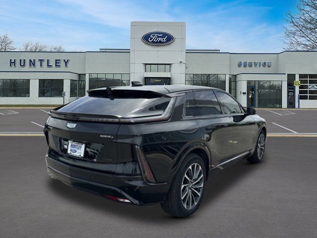 Used 2024 Cadillac Lyriq Sport AWD/4WD image 4