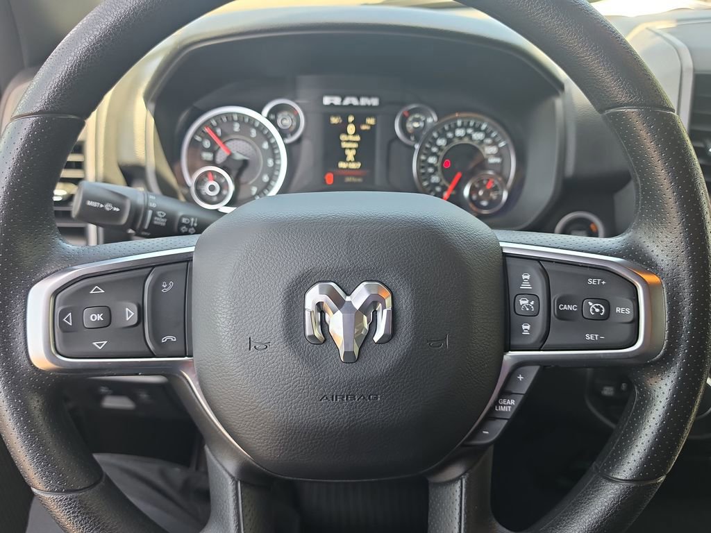 Used 2025 RAM 1500 Tradesman w/ Night Edition AWD/4WD image 40