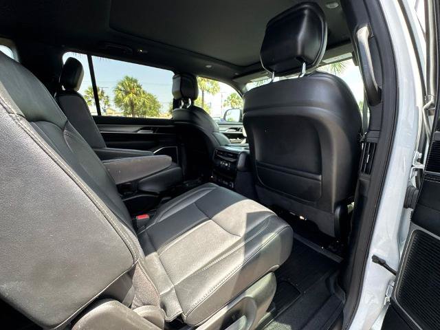 Used 2023 Jeep Wagoneer Series II RWD image 22