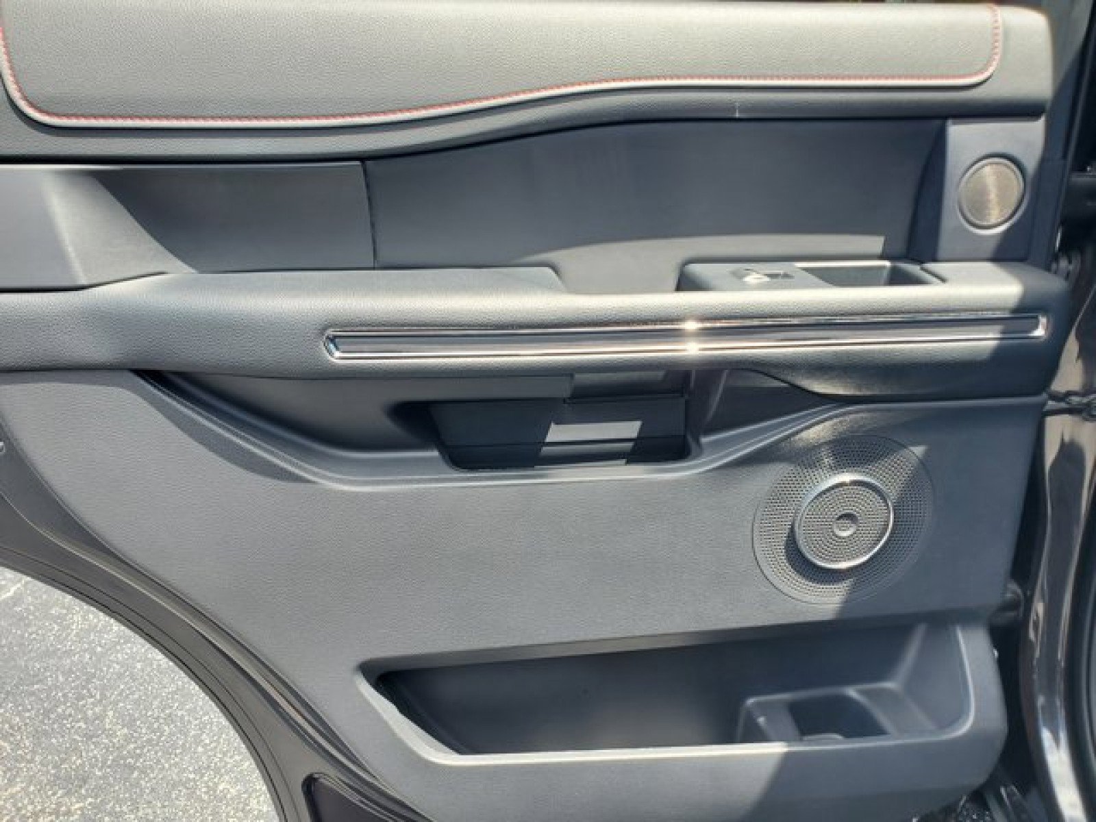 Certified 2023 Ford Expedition Limited RWD image 33