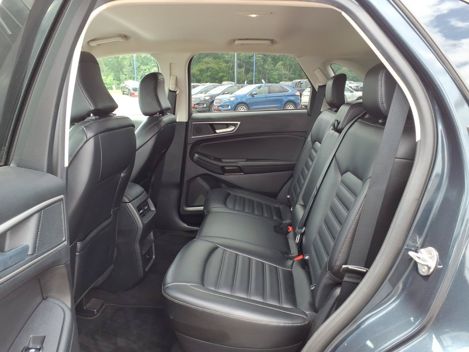 Certified 2024 Ford Edge SEL AWD/4WD image 11