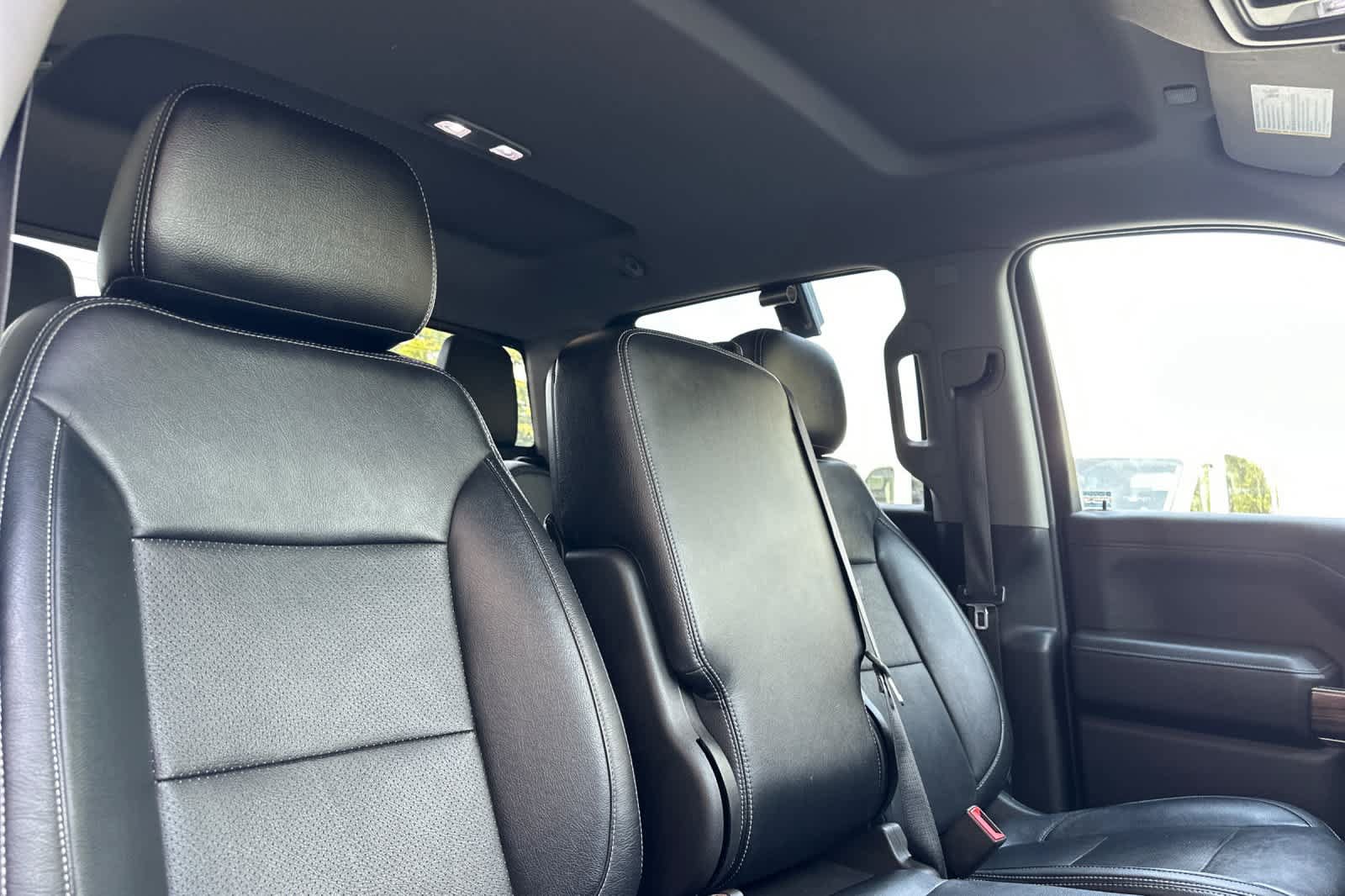 Used 2019 Chevrolet Silverado 1500 LT w/ All-Star Edition AWD/4WD image 16
